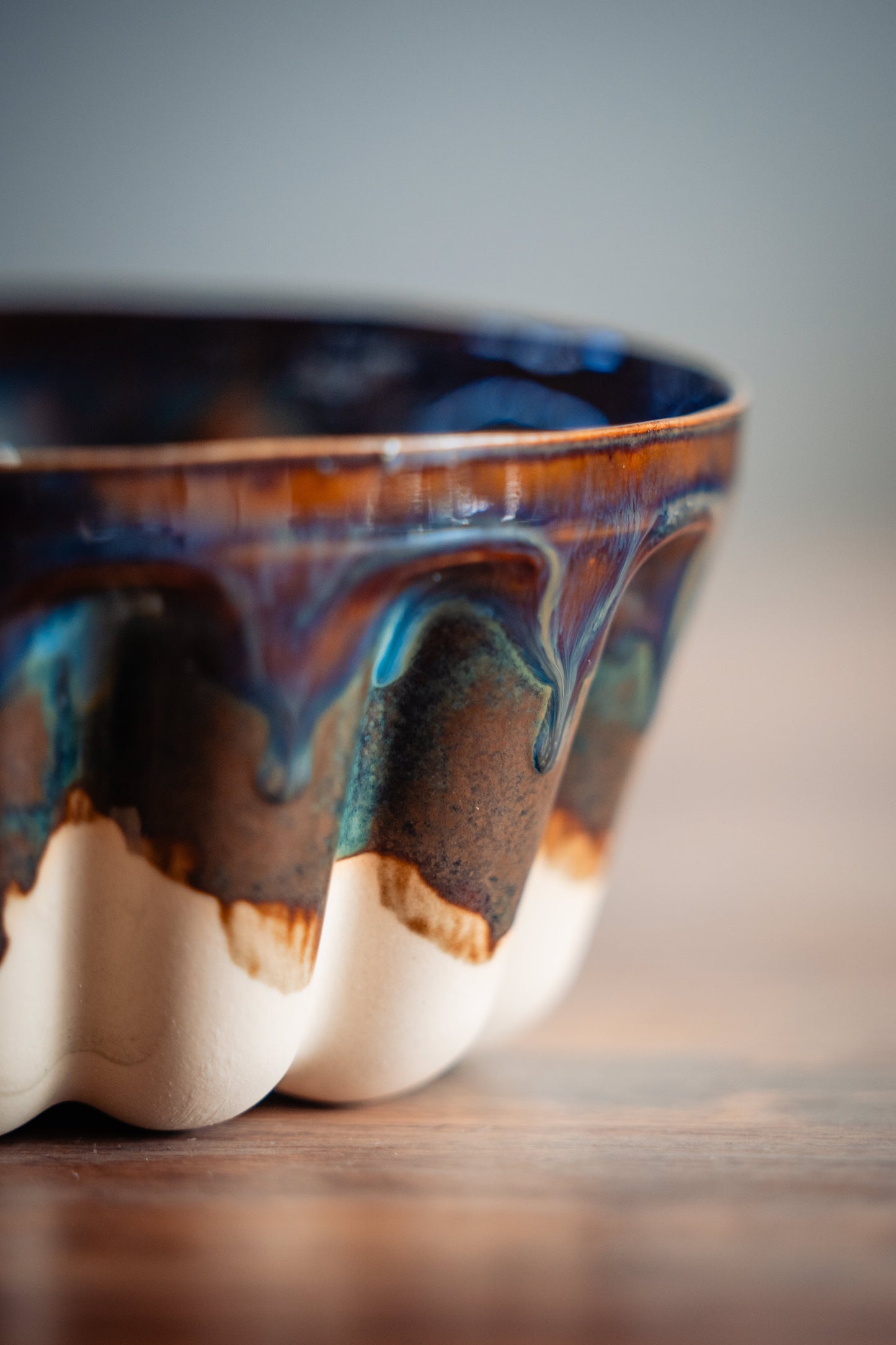 Schaal 'pudding' bruin