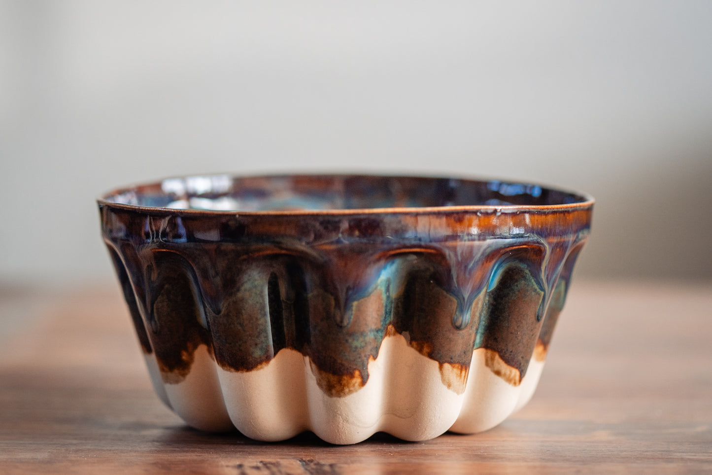 Schaal 'pudding' bruin